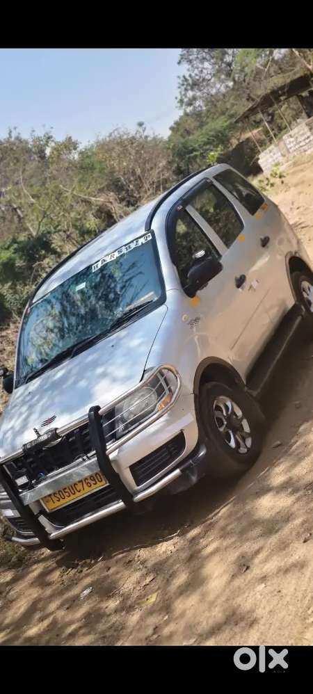 Mahindra Xylo 2018