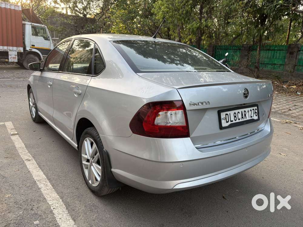 Skoda Rapid 1.6 Mpi At Style, 2017, Petrol