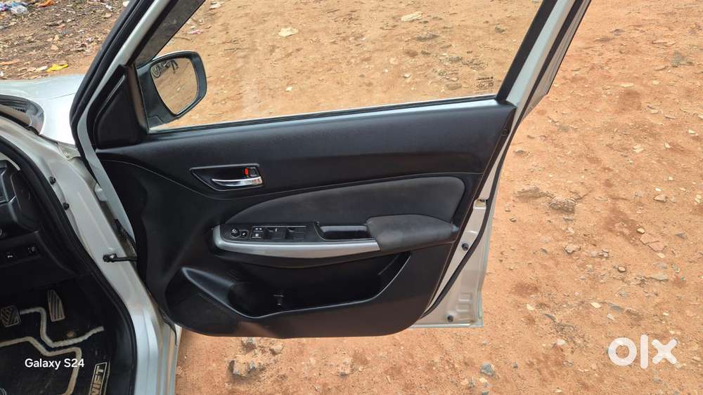 Maruti Suzuki Swift Zxi, 2019, Petrol