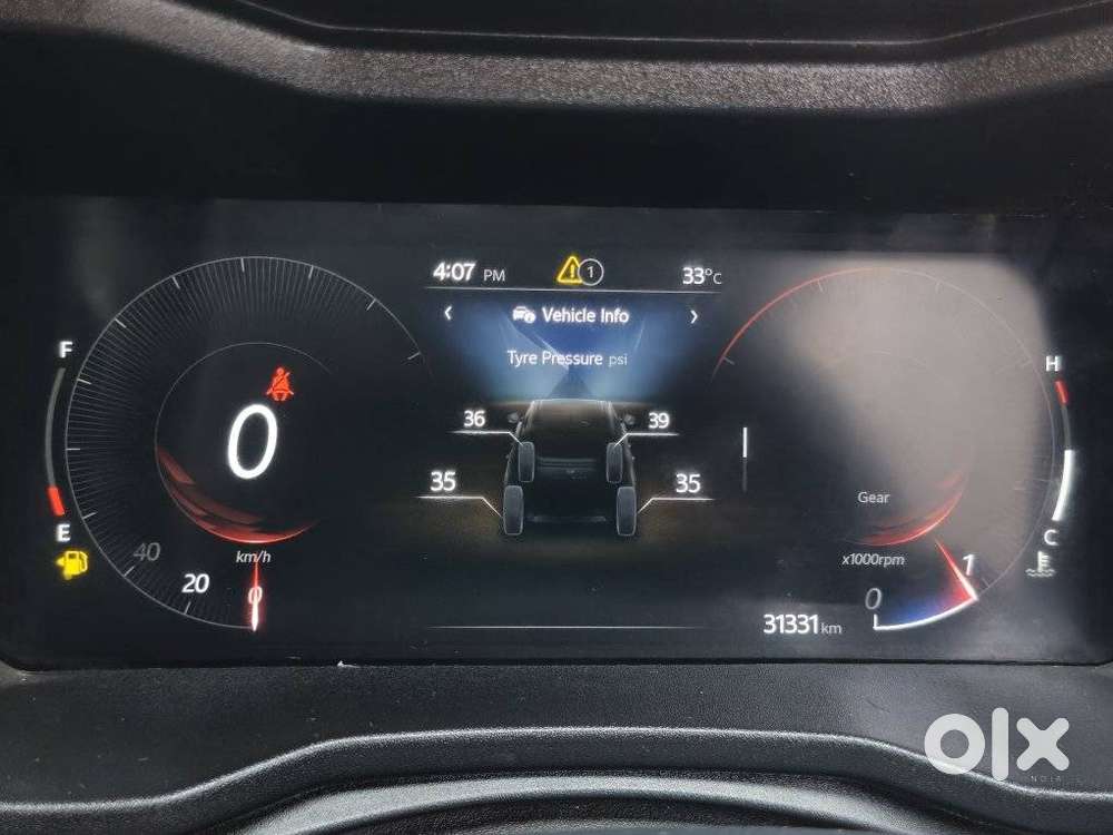 Mahindra Xuv 3xo Ax5 Ds Mt, 2024, Diesel