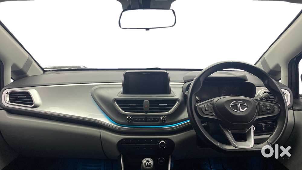 Tata Altroz Xz, 2021, Petrol
