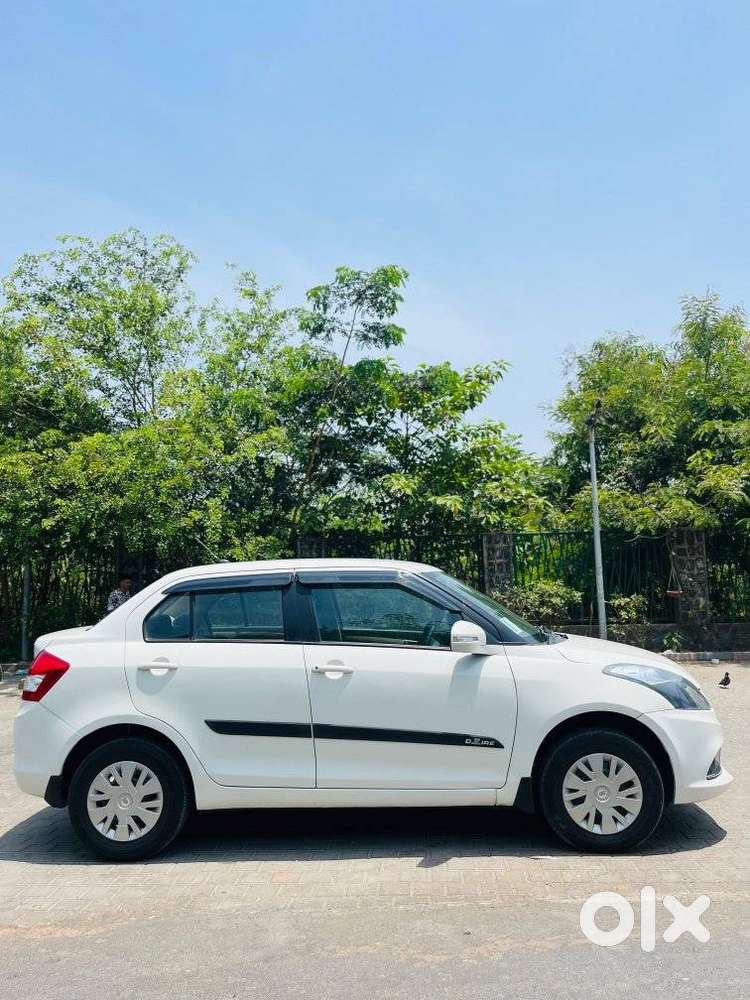 Maruti Suzuki Dzire 1.2 Vxi, 2016, Petrol