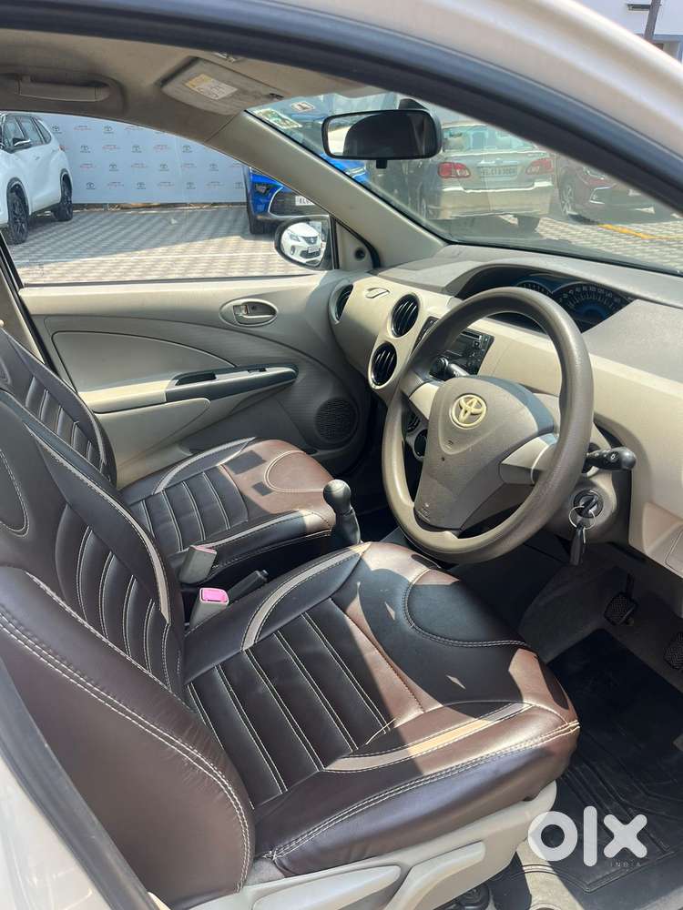 Toyota Etios Liva 1.2 G, 2016, Petrol