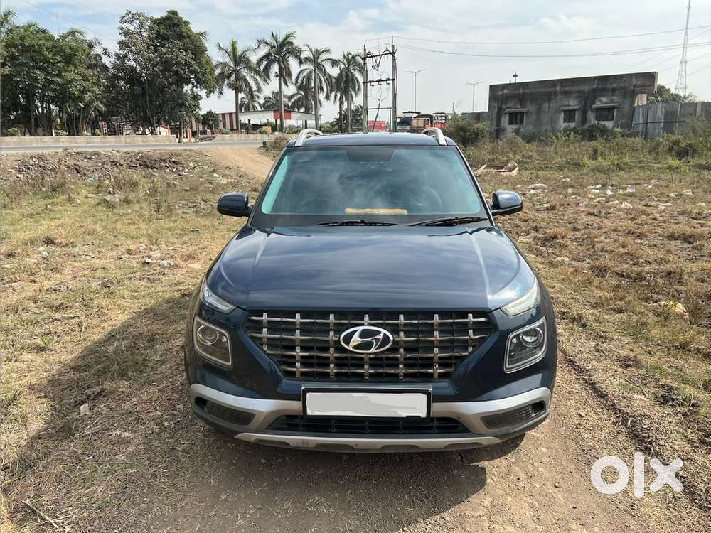 Hyundai Venue 2019 Diesel 80000 Km Driven