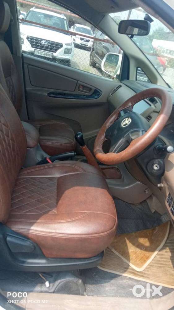 Toyota Innova 2.5 G (diesel) 7 Seater, 2015, Diesel