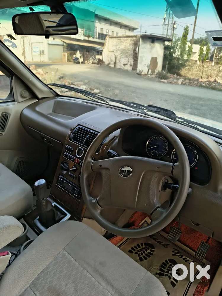 Tata Safari 2014