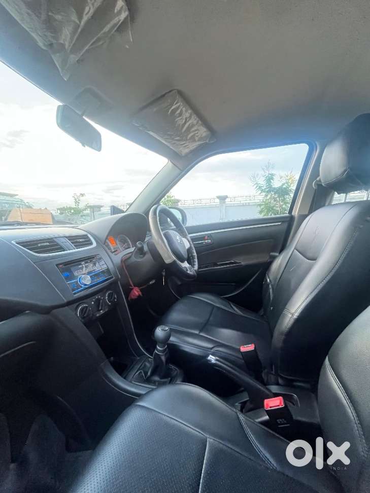 Maruti Suzuki Swift Vxi, 2012, Petrol
