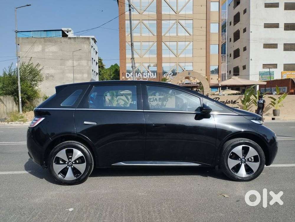 Mg Windsor Ev Essence, 2025, Electric