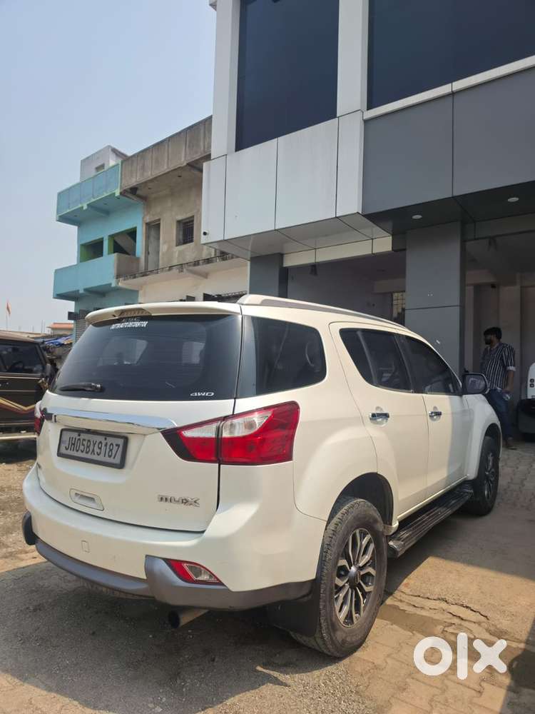 Isuzu Mu-x Diesel Automatic 2017