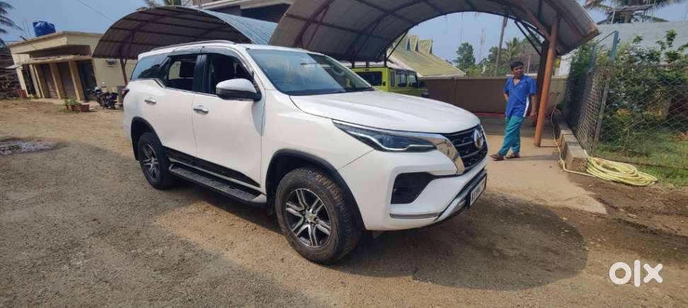 Toyota Fortuner 4x2 Mt 2.7 Petrol, 2021, Diesel