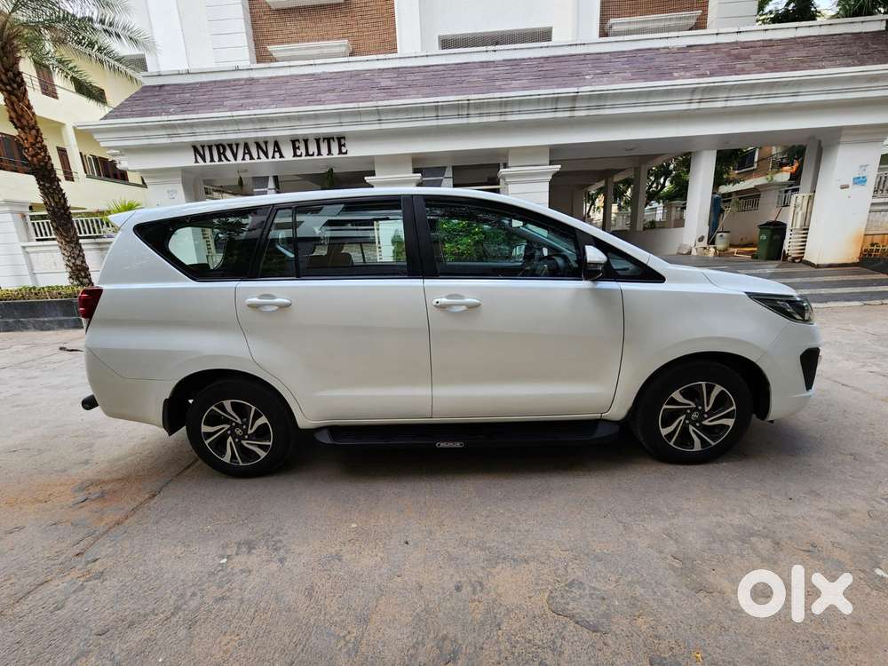 Toyota Innova Crysta 2.4 G Mt 7 Str, 2021, Diesel