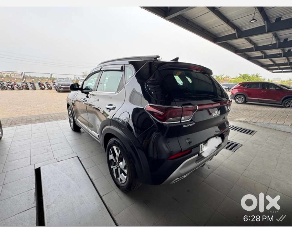 Kia Sonet Petrol 2023