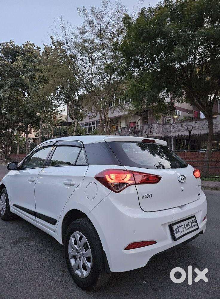 Hyundai Elite I20 1.4 Sportz (o) Crdi, 2016, Diesel