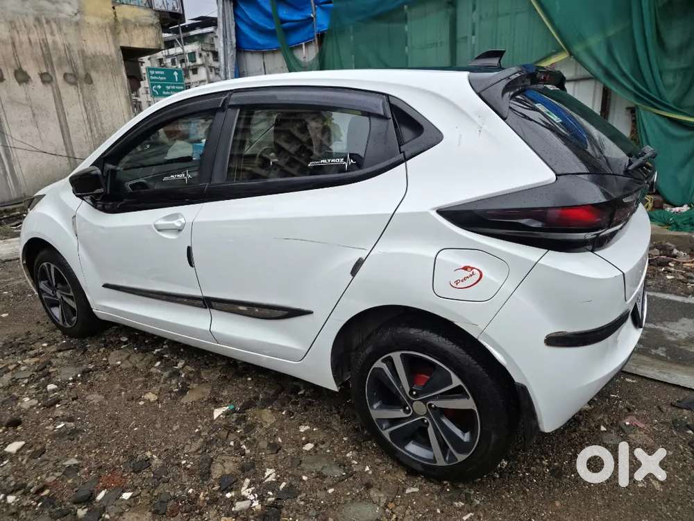 Tata Altroz Petrol Dct 2024