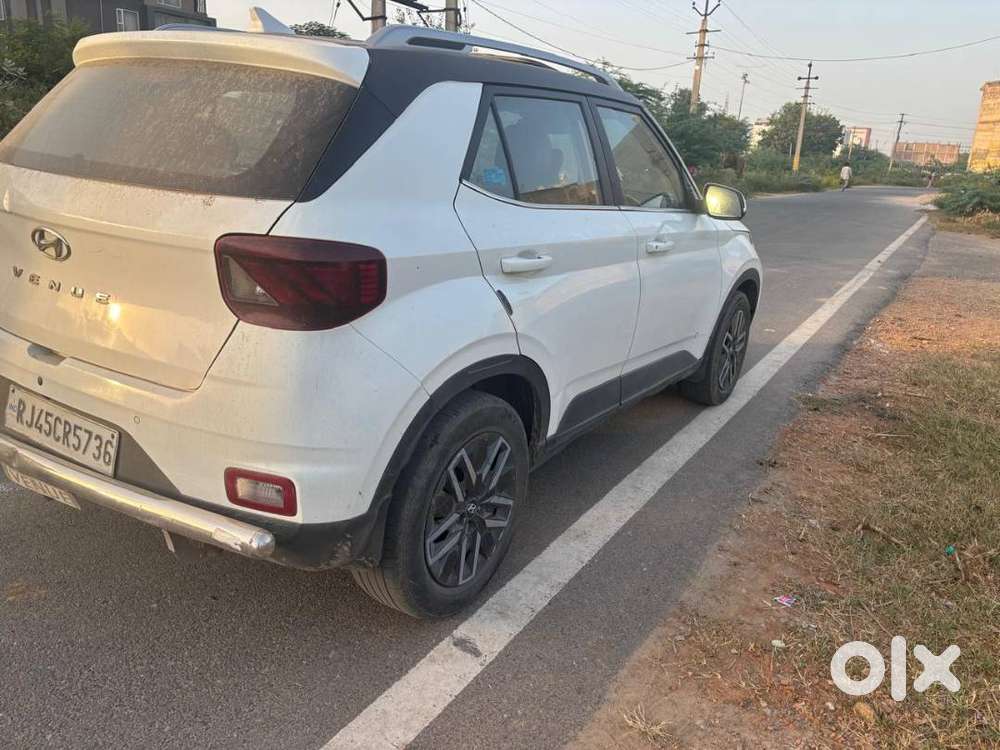Hyundai Venue Sx 2022 Diesel &ndash; Sunroof
