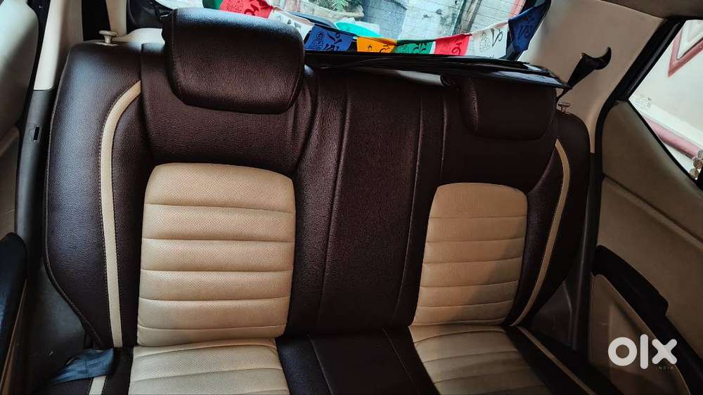 Top Model Hyundai I10 Sportz 2012