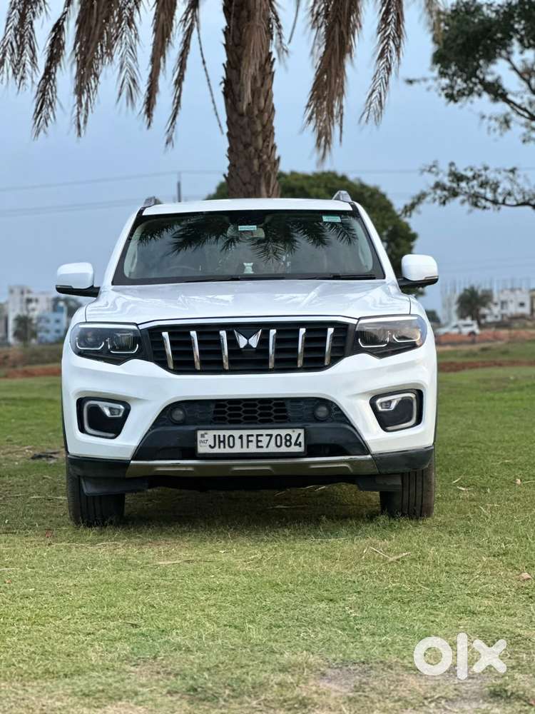 Mahindra Scorpio-n 2.2 Z4 Diesel At 7 Str, 2023, Diesel