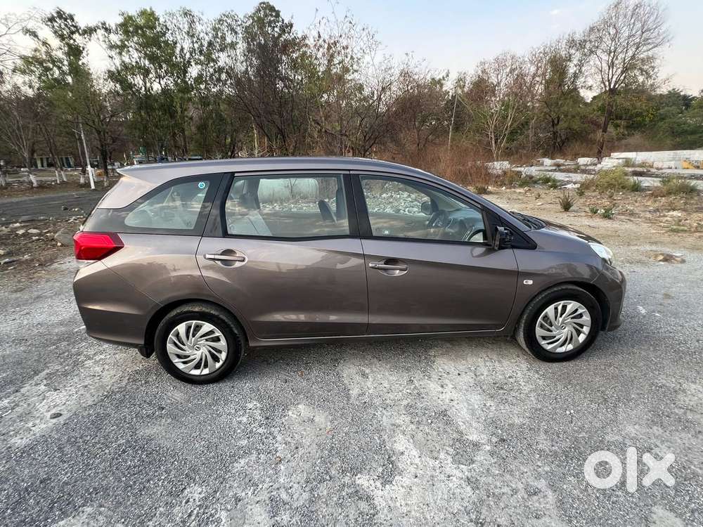 Honda Mobilio 1.5 S I-vtec Mt, 2015, Petrol