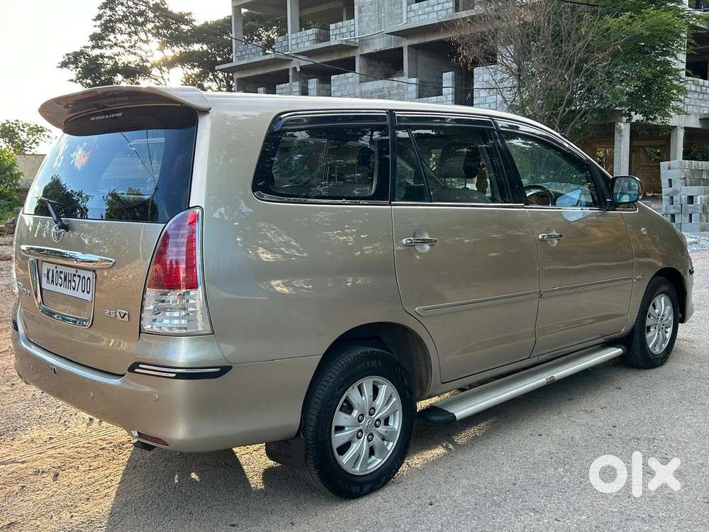 Toyota Innova 2.5 V 7 Str, 2010, Diesel