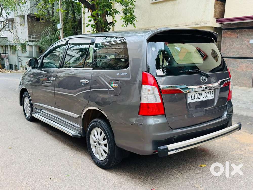 Toyota Innova 2.5 Zx 7 Str Bs-iv, 2014, Diesel