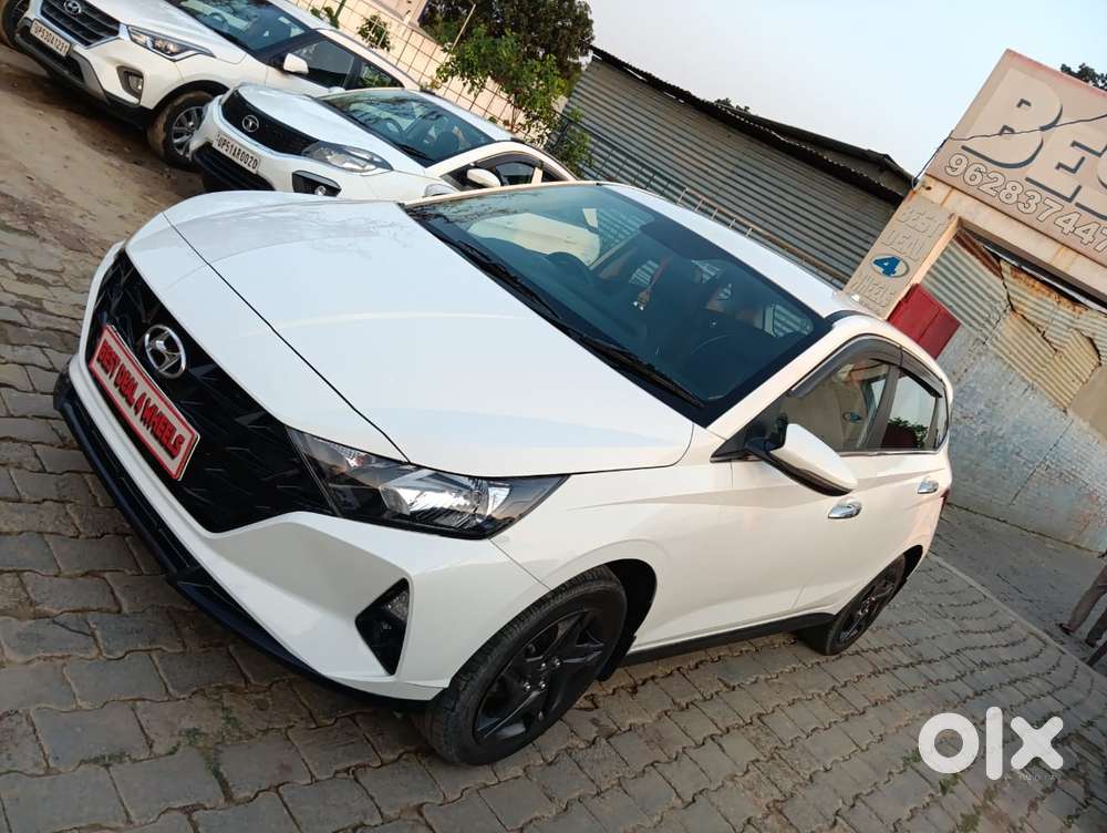 Hyundai I20 Sportz 1.2 Vtvt, 2023, Petrol