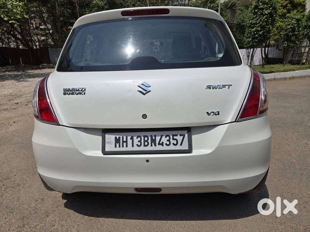 Maruti Suzuki Swift Vxi + Manual, 2015, Cng & Hybrids