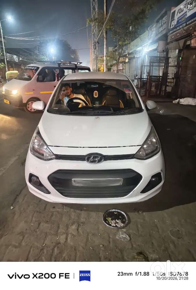 Hyundai Xcent Crdi Base 2016 Manual