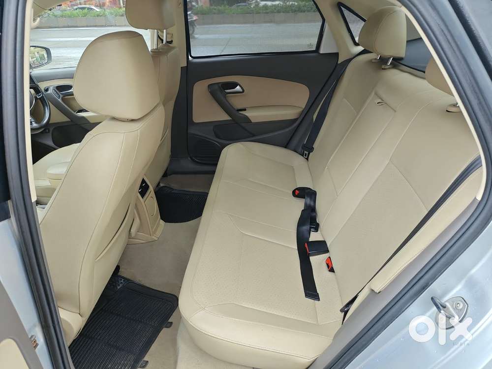 Volkswagen Vento 1.2 Tsi Highline Plus At, 2016, Petrol