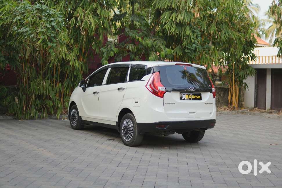 Mahindra Marazzo M2 8str, 2023, Diesel