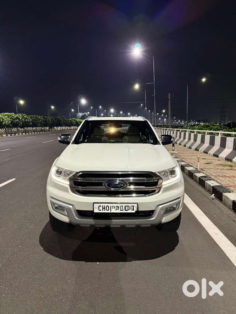 Ford Endeavour 2017 Diesel 4x4 Titanium Top Model