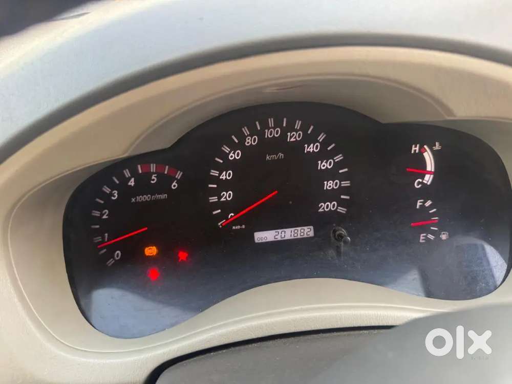 Toyota Innova 2010 Diesel 200000 Km Driven