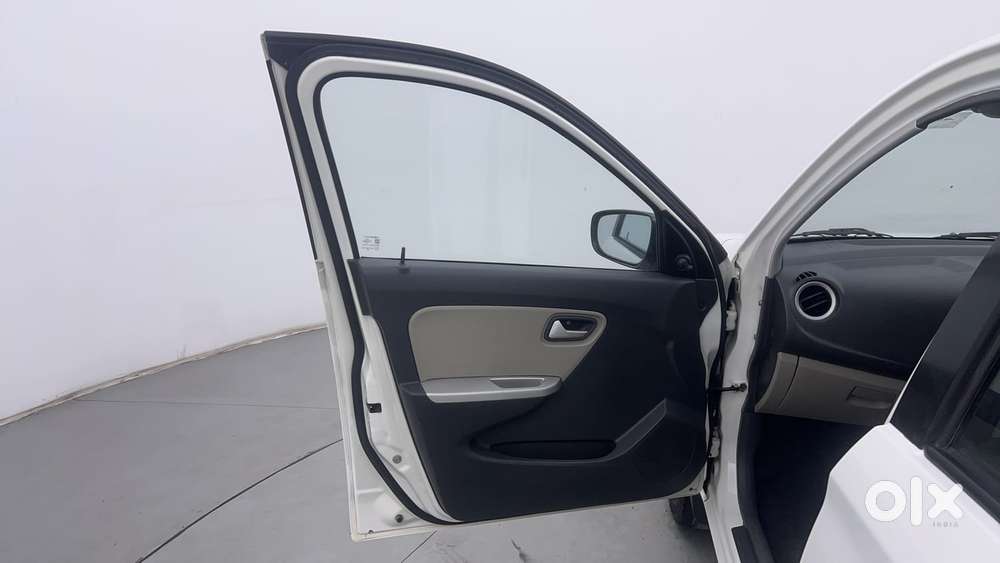 Maruti Suzuki Alto K10 Vxi, 2015, Petrol