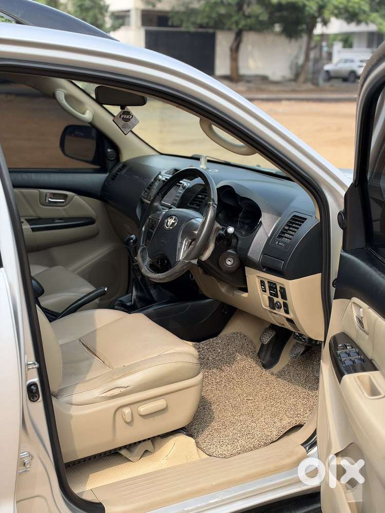 Toyota Fortuner 3.0 4x2 Mt, 2014, Diesel