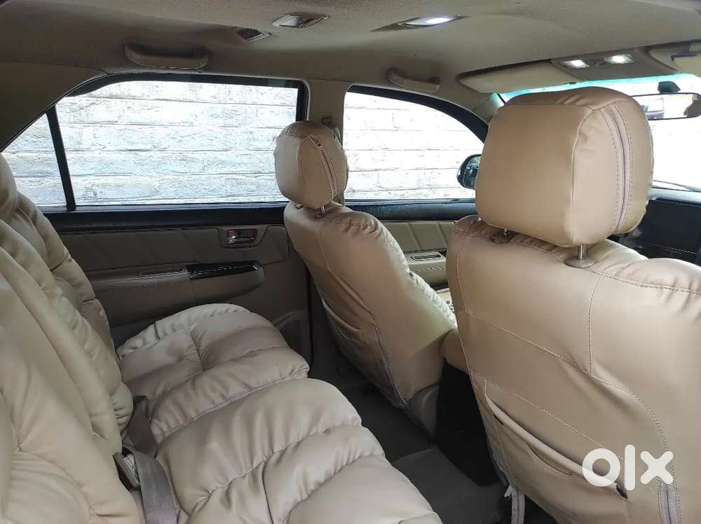 Toyota Fortuner 4*4 Manual
