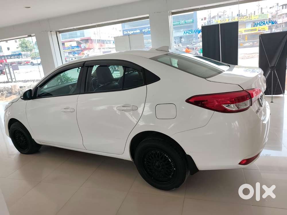 Toyota Yaris G Cvt, 2018, Petrol