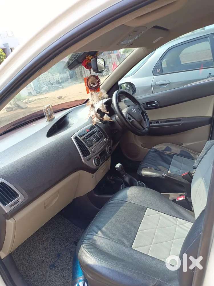 Hyundai I20 Sportz 2012 Variant