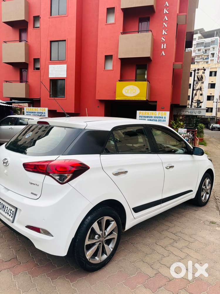Hyundai Elite I20 Sportz Opt 1.4, 2015, Petrol