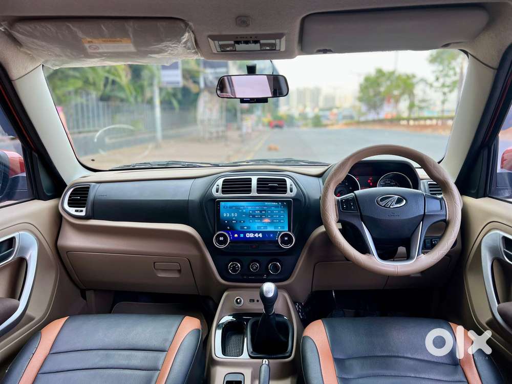 Mahindra Tuv 300 Mhawk100 T8 Dual Tone, 2017, Diesel