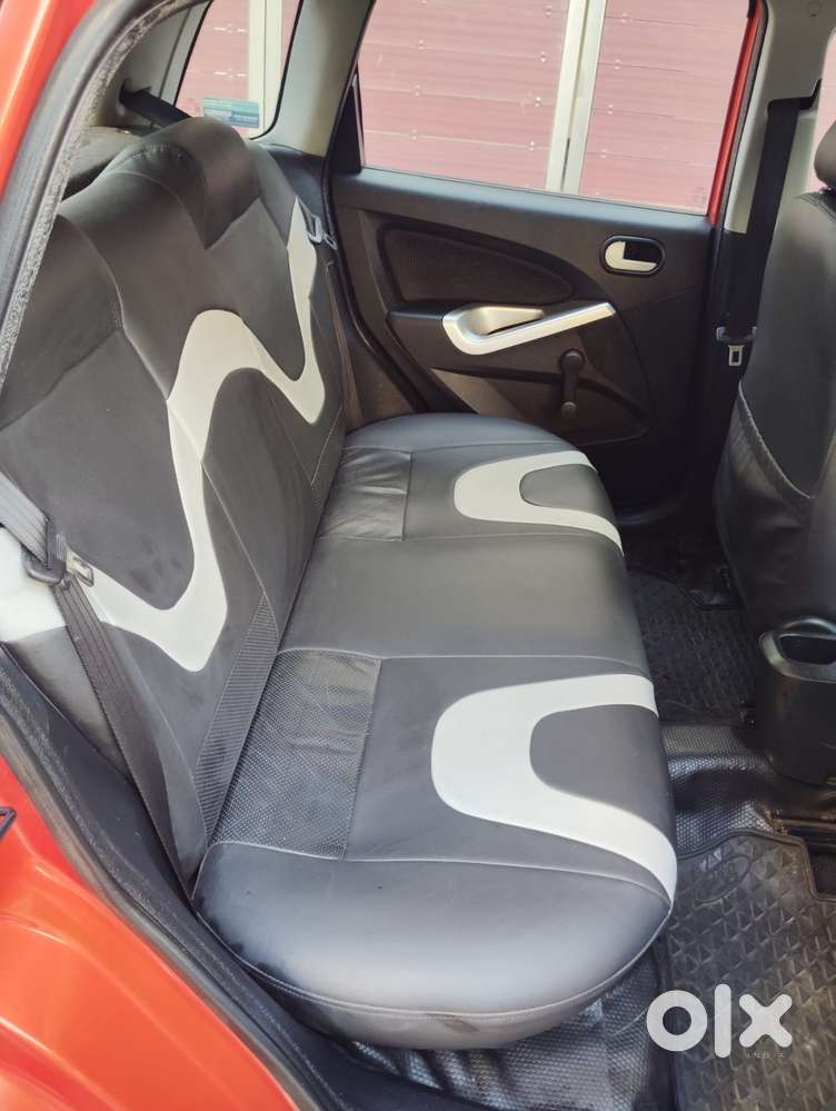 Ford Figo 2012-2015 Petrol Zxi, 2015, Petrol