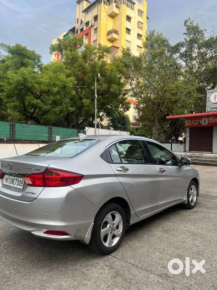 Honda City 1.5 V 4th Gen I-vtec Mt, 2016, Petrol
