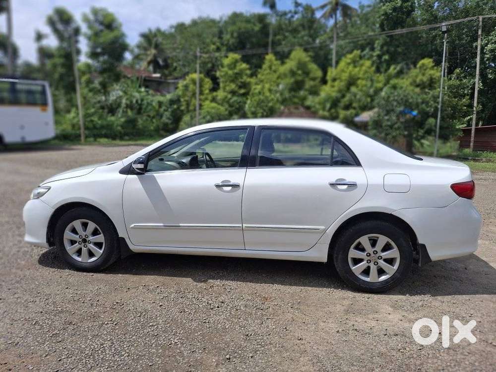 Toyota Corolla Altis G, 2011, Diesel
