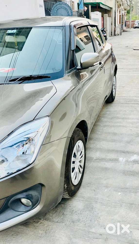 Maruti Suzuki Swift Vxi + Manual, 2020, Petrol