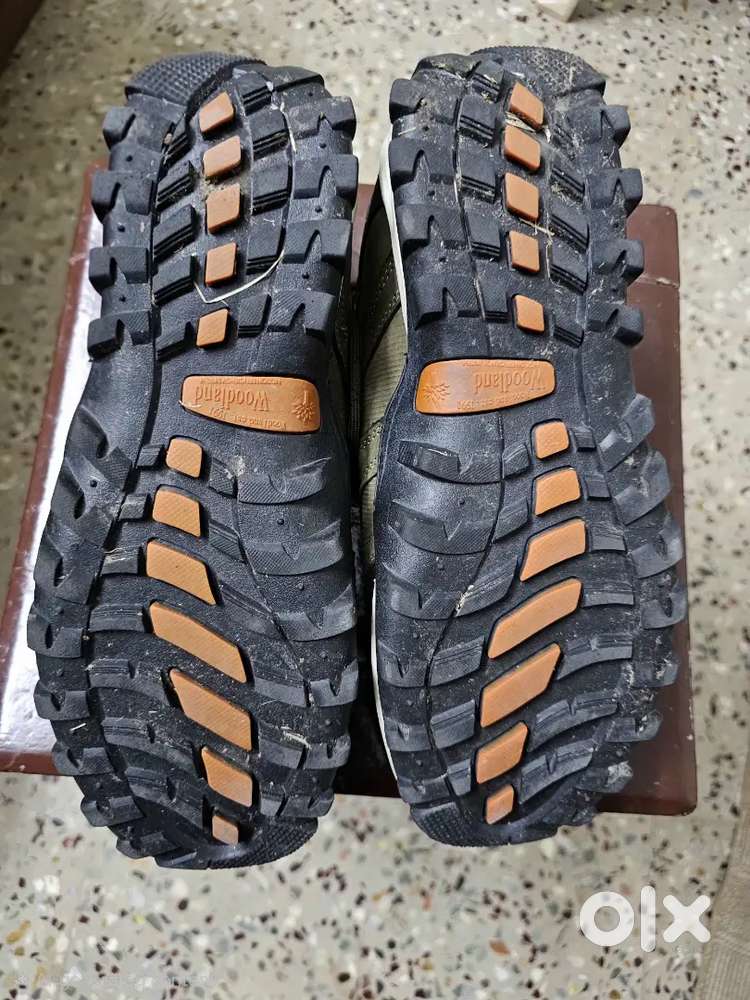 Woodlands Shoes + Toddlers Car Seat