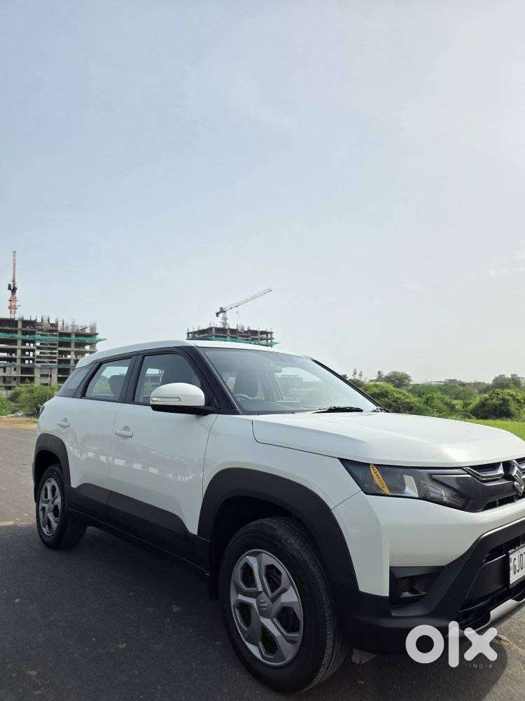 Maruti Suzuki Brezza 1.5 Vxi Cng, 2024, Cng & Hybrids