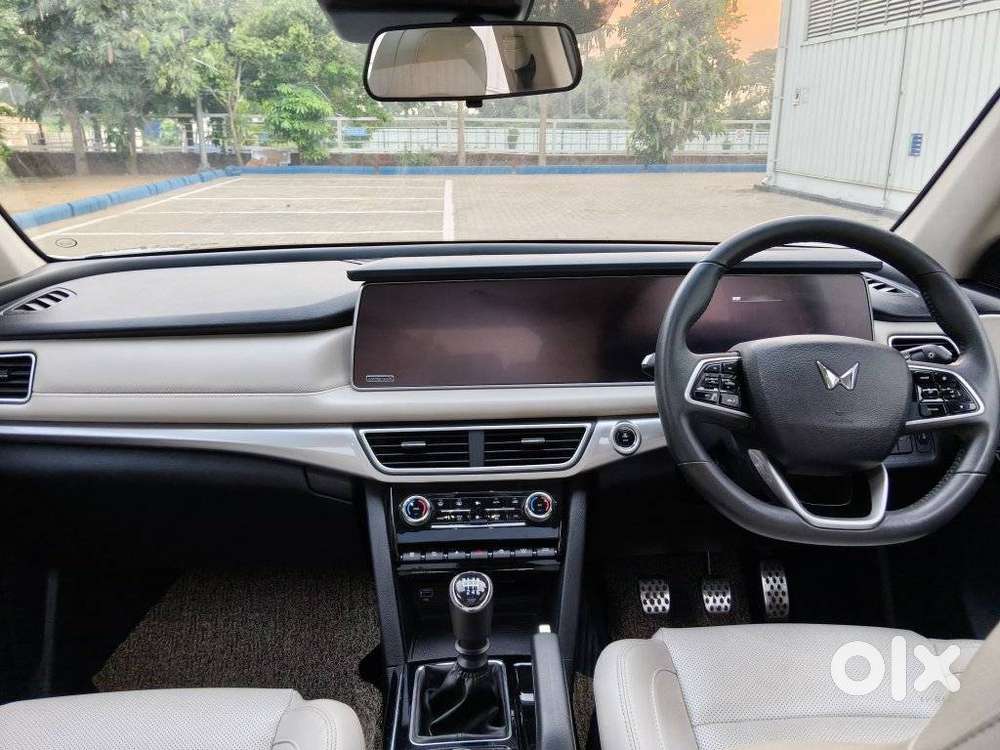 Mahindra Xuv700 2.2 Ax 7 Diesel Mt Str, 2024, Diesel