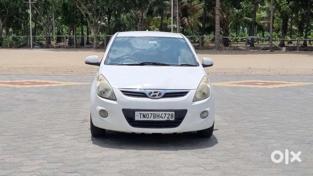 Hyundai I20 Asta Petrol Automatic Well Maintained