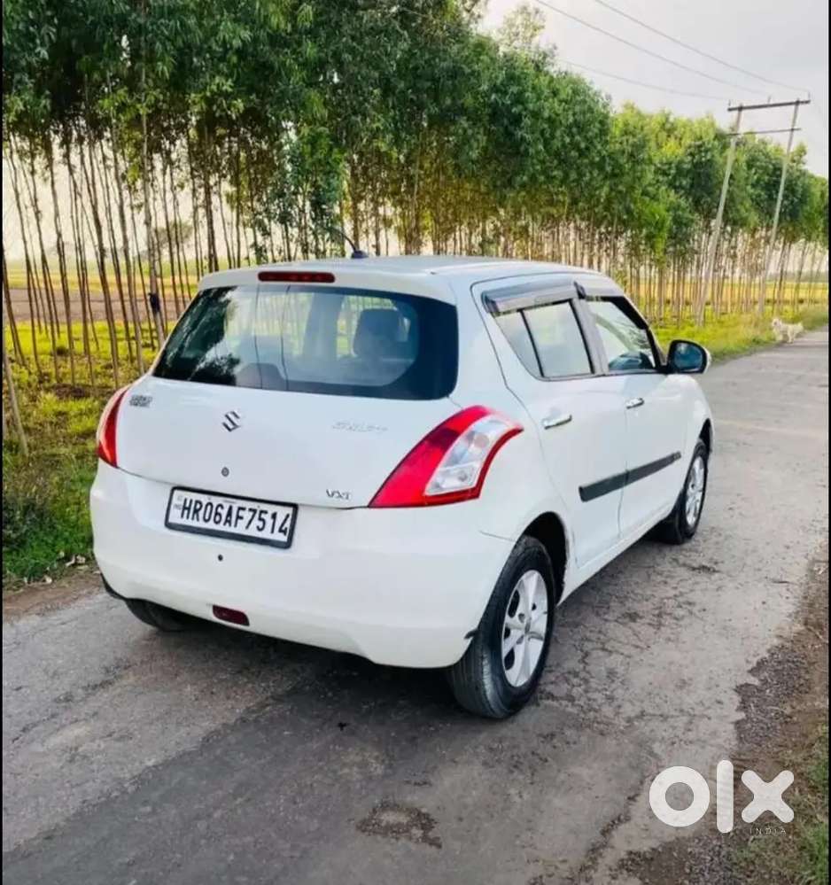 Led Touch Screen Back Camera All Orignal. New Tyres.