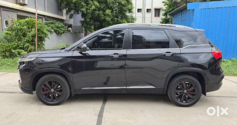 Mg Hector Plus Sharp Pro Blackstorm 1.5 Turbo Petrol Cvt 7 Str, 2020..