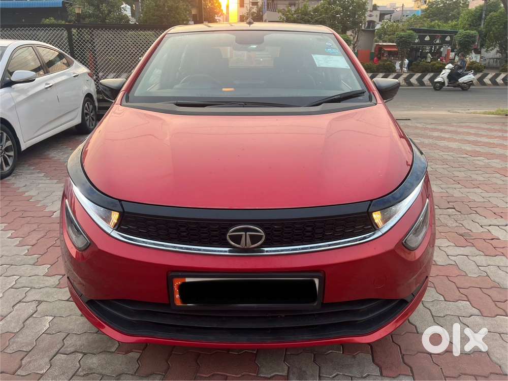 Tata Altroz 1.2 Xza Petrol Dct, 2022, Petrol
