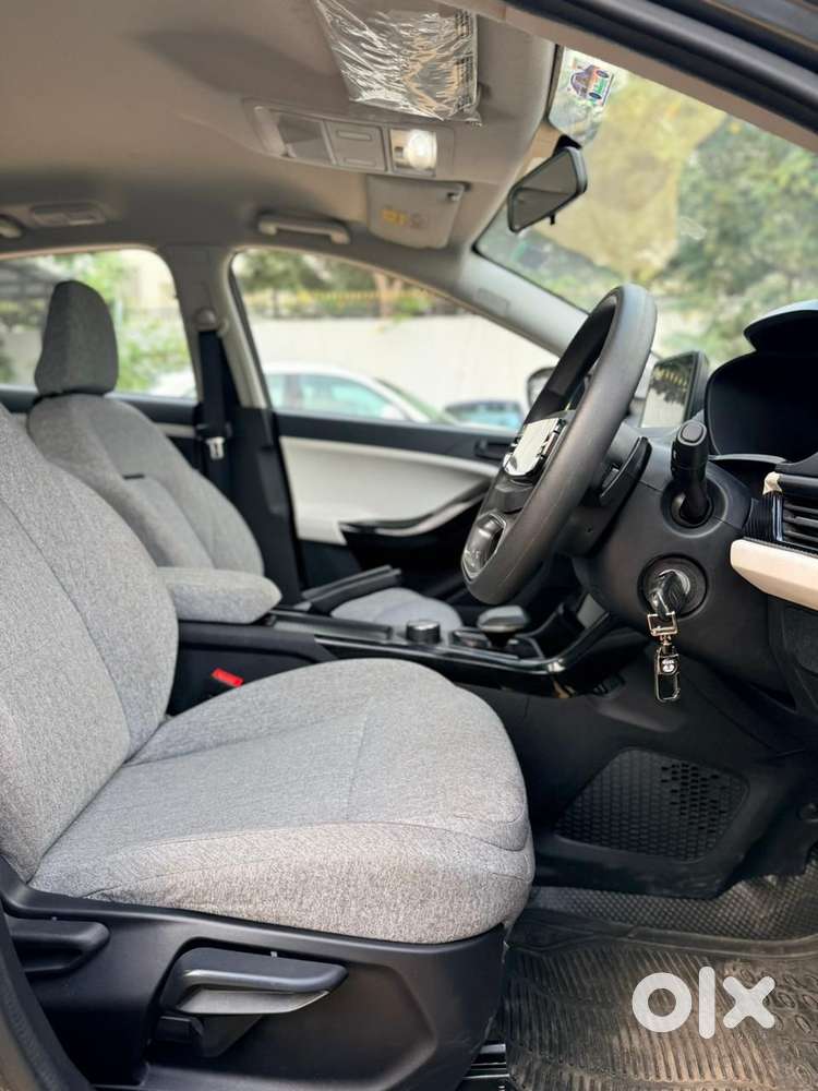 Tata Curvv Pure Plus 1.2 Revotron Petrol 7dca, 2025, Petrol